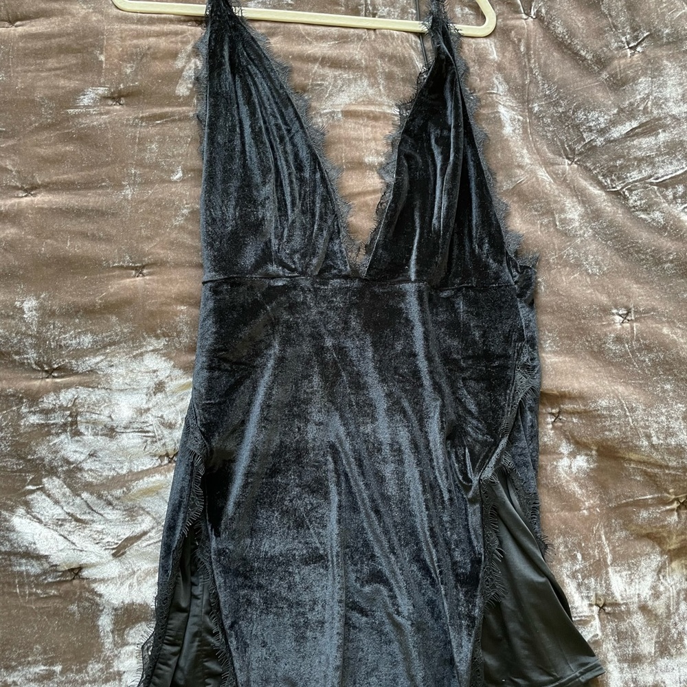 Never worn! Little black dress